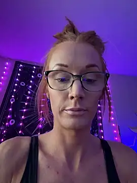 Snapshot of Lexi_Star chatting on 04-09-26, 10:59 Lexi Star online show from 04-09-26, 10:59