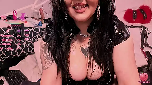 UrNaughtyGfMilf online show from 04-23-26, 06:47