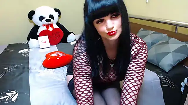 XLylyusX online show from 06-05-26, 10:43