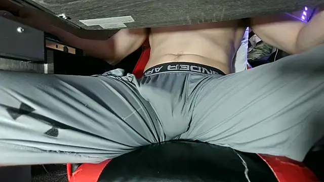 Dick and muscles online show from 11-26-25, 04:02