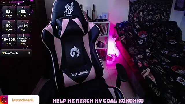 Snapshot of Bdsm_and_fries chatting on 10-25-25, 08:36 Bdsm and fries online show from 10-25-25, 08:36