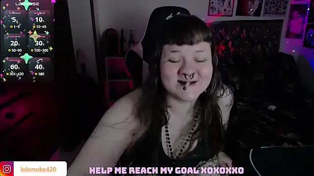 Snapshot of Bdsm_and_fries chatting on 11-17-25, 07:25 Bdsm and fries online show from 11-17-25, 07:25