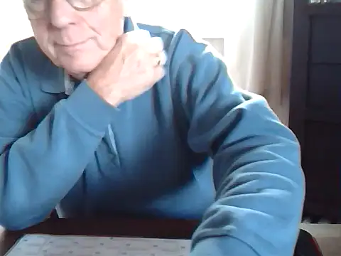 johnjohn622662 online show from 11-04-25, 11:20