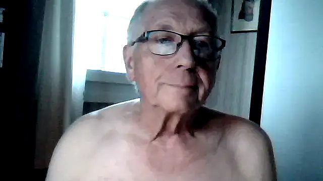 johnjohn622662 online show from 06-08-26, 03:45