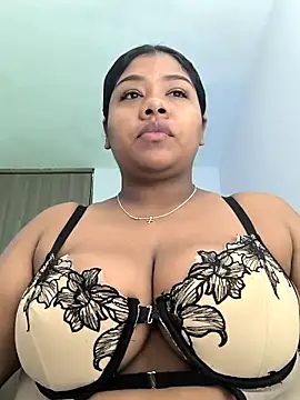 paola091 online show from 11-18-25, 11:47