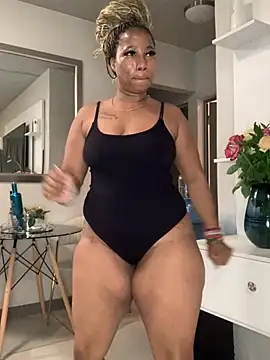 CurvyDesire1 online show from 02-10-26, 09:41