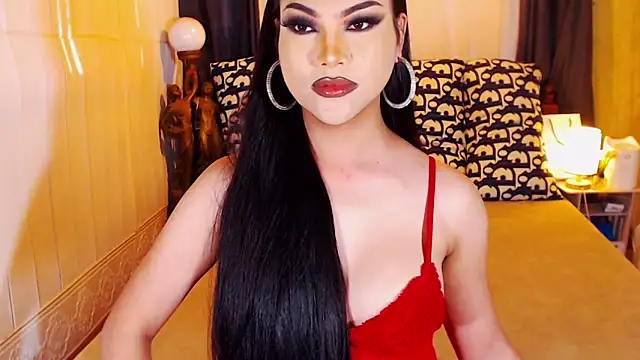 Snapshot of UrsexiestTammy chatting on 10-26-25, 12:38 UrsexiestTammy online show from 10-26-25, 12:38