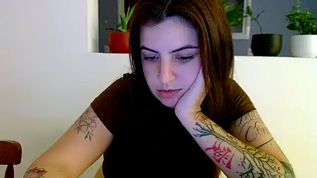 chelbyy online show from 10-29-25, 04:48