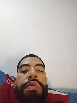 Snapshot of Aroon_Stonne chatting on 11-07-25, 06:24 Aroon Stonne online show from 11-07-25, 06:24