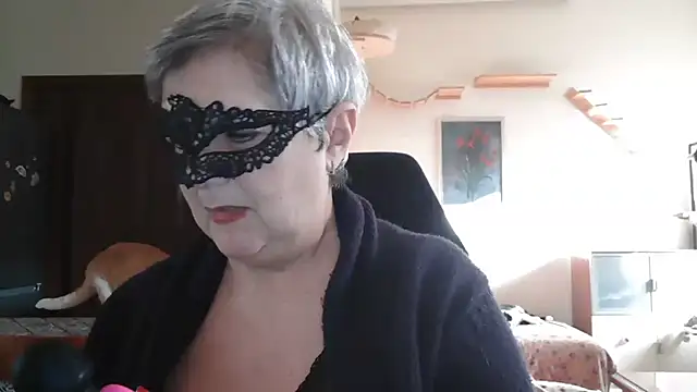 Snapshot of simona60 chatting on 02-05-25, 02:16 simona60 online show from 02-05-25, 02:16