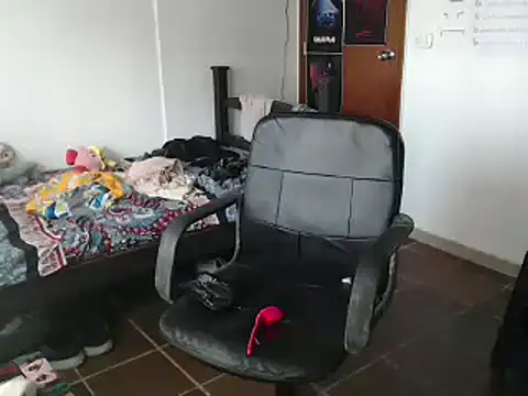 Snapshot of alisterxxx chatting on 01-28-25, 02:42 alisterxxx online show from 01-28-25, 02:42