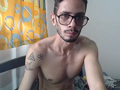 alisterxxx online show from 05-21-26, 03:52