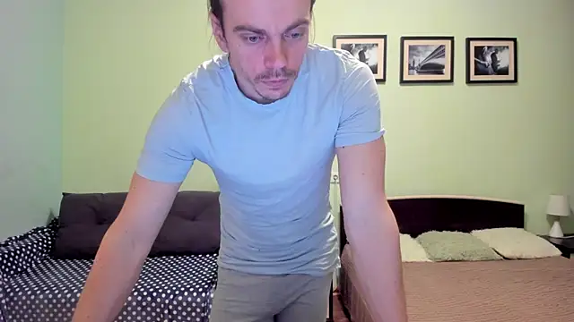 Marrymepls online show from 04-18-26, 02:54