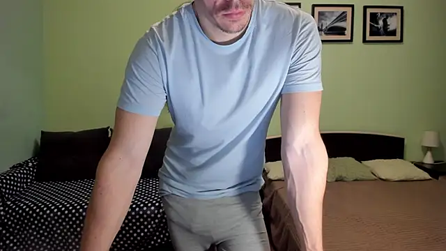 Marrymepls online show from 04-19-26, 06:10