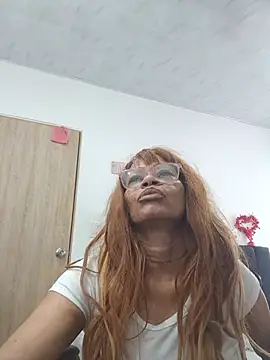 BustyMilf  online show from 07-18-26, 01:15
