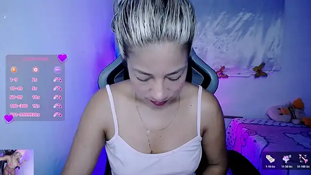 ninatiny online show from 11-23-25, 10:26