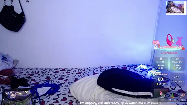 ninatiny online show from 07-27-26, 11:39