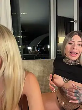 jasminesummer online show from 03-18-26, 06:33