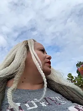 SabinaSweety online show from 10-14-25, 11:33