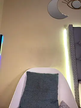 KIARAPRETTY online show from 09-14-25, 03:49