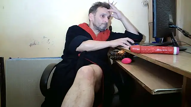 dundyFocus online show from 12-19-25, 02:46