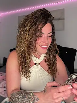 Clara-xoxo online show from 03-21-26, 09:18