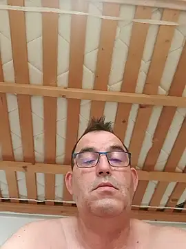 Lentbulant online show from 10-22-25, 07:41