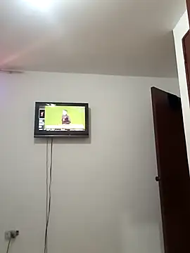 joanpinzon online show from 11-09-25, 04:05