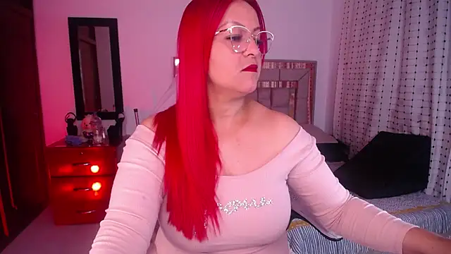 salomecastro  online show from 02-10-26, 03:43