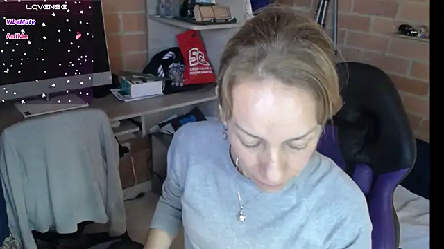 cristin doll  online show from 07-28-26, 02:35