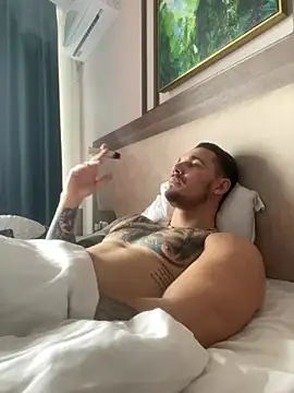 Hot  Tiger online show from 02-09-25, 10:09