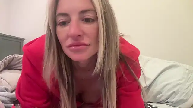 AmandaStarryNight online show from 01-13-25, 05:23