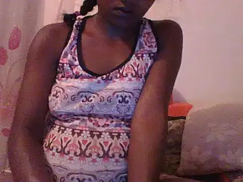 Snapshot of Hamie_sexy chatting on 03-18-25, 05:42 Hamie sexy online show from 03-18-25, 05:42