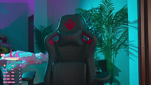 Snapshot of ambarEvans chatting on 02-11-25, 05:40 ambarEvans online show from 02-11-25, 05:40