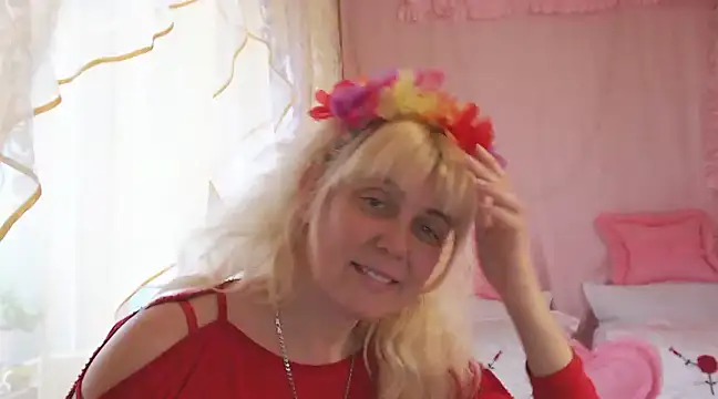 SunnySylvia online show from 02-08-25, 05:39