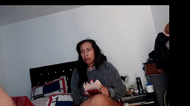 victoriacanelita online show from 11-25-25, 12:38