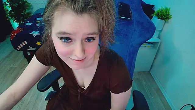 CranberryHot online show from 04-14-26, 06:25