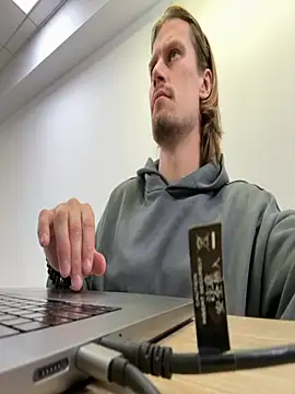 fmodel online show from 11-25-25, 12:49