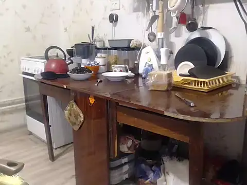 mimimi28 online show from 03-02-25, 07:12