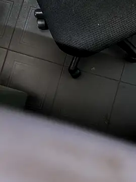 Leo Big online show from 04-16-26, 03:46