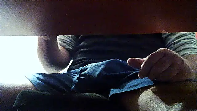 Snapshot of opreatiby chatting on 11-19-25, 04:40 opreatiby online show from 11-19-25, 04:40