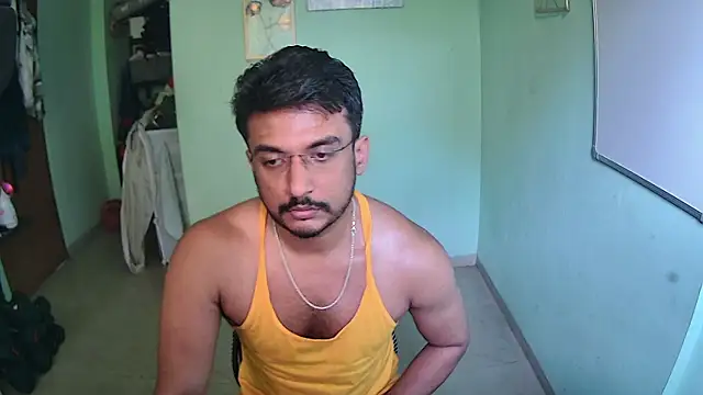 Snapshot of daringcutie chatting on 10-17-25, 10:07 daringcutie online show from 10-17-25, 10:07