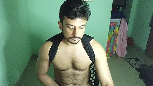 Snapshot of daringcutie chatting on 07-10-26, 03:14 daringcutie online show from 07-10-26, 03:14