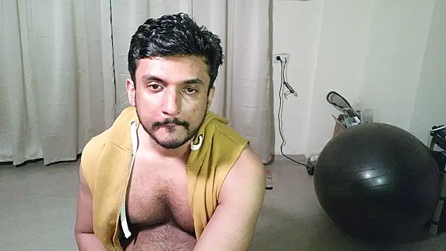 Snapshot of daringcutie chatting on 07-31-26, 06:40 daringcutie online show from 07-31-26, 06:40