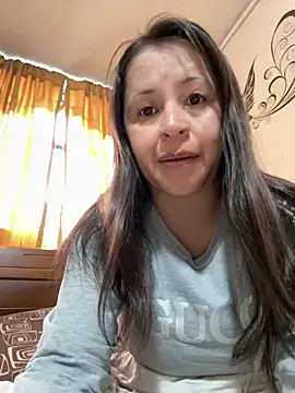 Snapshot of latinfemale chatting on 10-01-25, 05:41 latinfemale online show from 10-01-25, 05:41