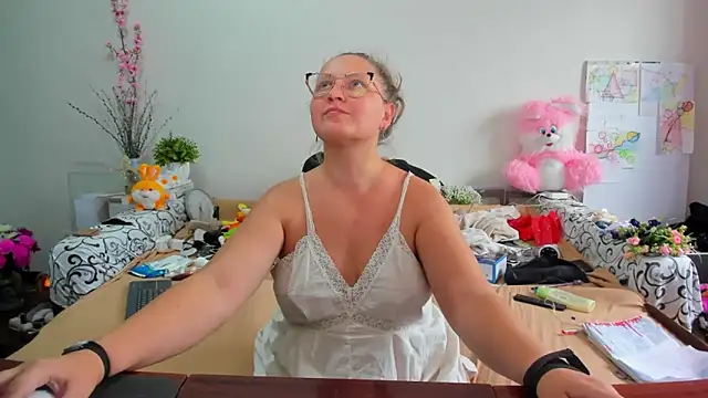 Snapshot of IamYourNarcotic chatting on 06-04-26, 01:17 IamYourNarcotic online show from 06-04-26, 01:17