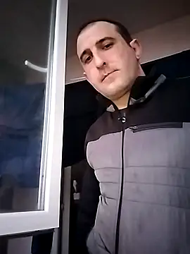 Snapshot of ZDRAVKICH chatting on 01-09-26, 05:32 ZDRAVKICH online show from 01-09-26, 05:32