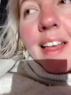 Snapshot of Mllesha74000 chatting on 12-29-24, 06:49 Mllesha74000 online show from 12-29-24, 06:49