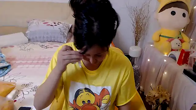 Snapshot of 328coco chatting on 11-02-25, 04:09 328coco online show from 11-02-25, 04:09