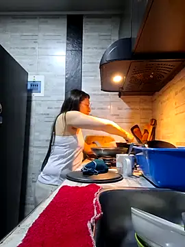 Snapshot of linda-schmidt chatting on 11-07-25, 05:02 linda-schmidt online show from 11-07-25, 05:02